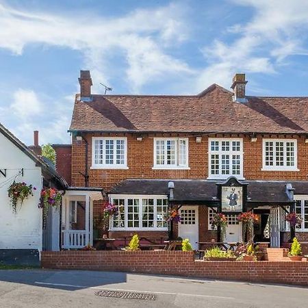 The Trusty Servant Inn Lyndhurst Exteriör bild